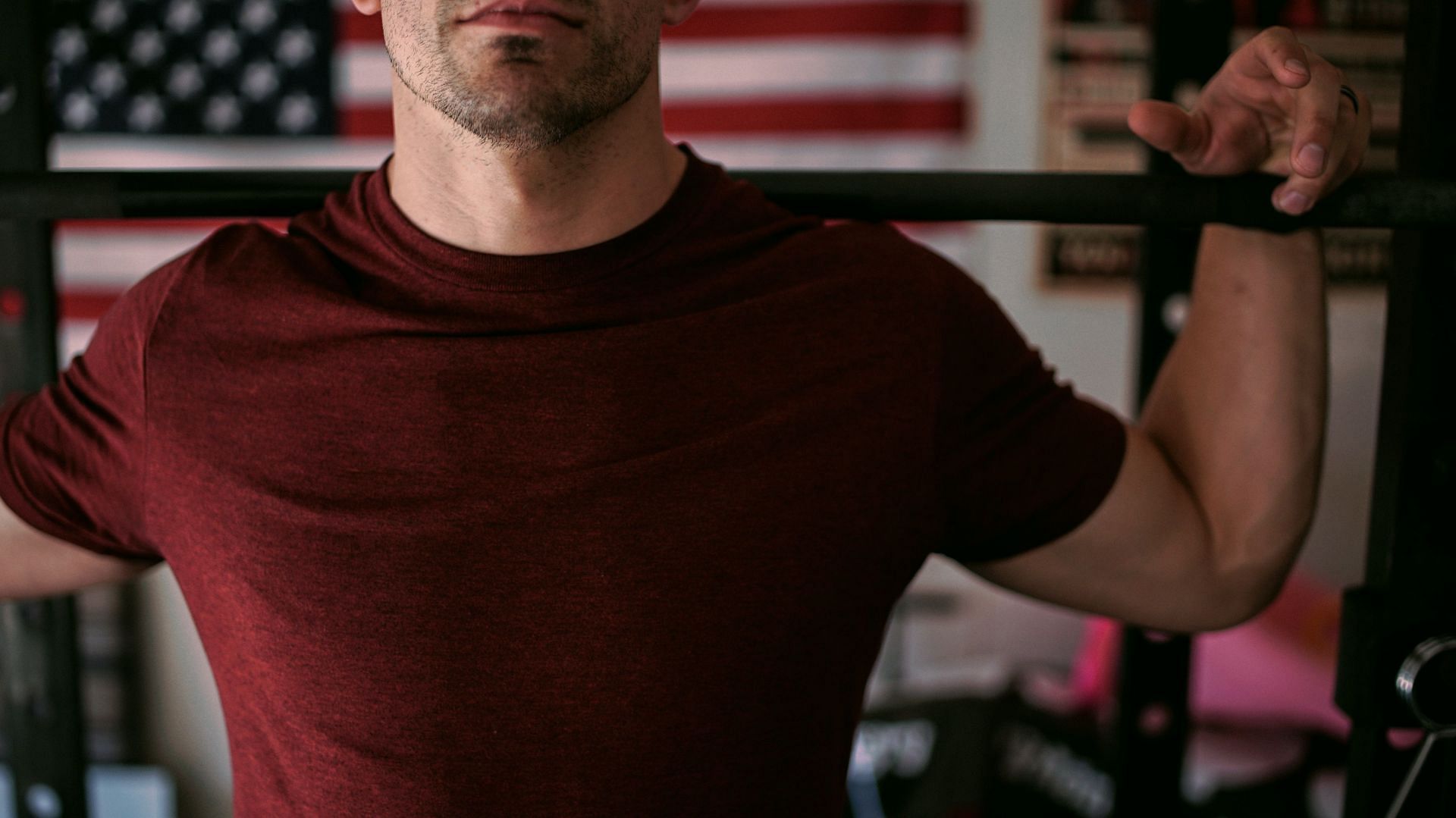 Split squats (Image via Unsplash/Brad)